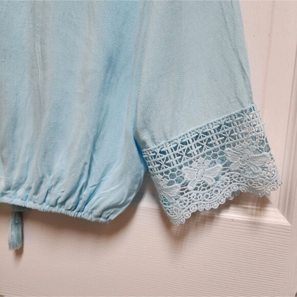 Beach By Exist Top Womens L Blue Crochet Lace V Neck 3/4 Sleeve Crop Elastic Hem - Picture 9 of 15